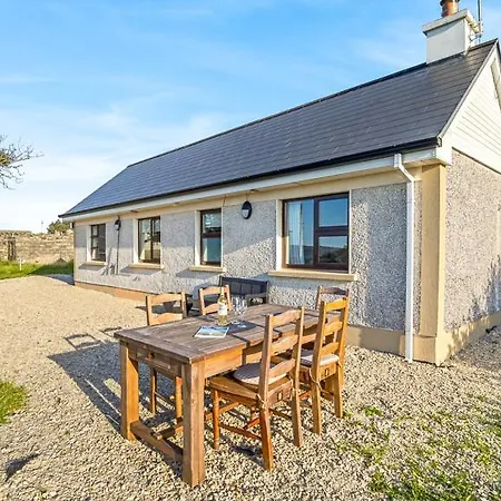 Flaherty Eco Holiday home *